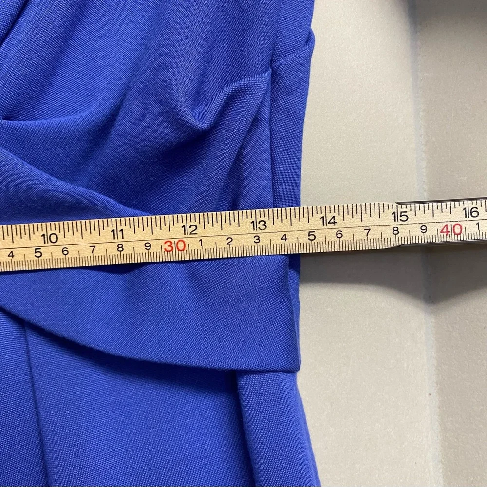 Moschino Women’s Dress Size 8 Shift Cross Over Front Designer Quiet Luxury